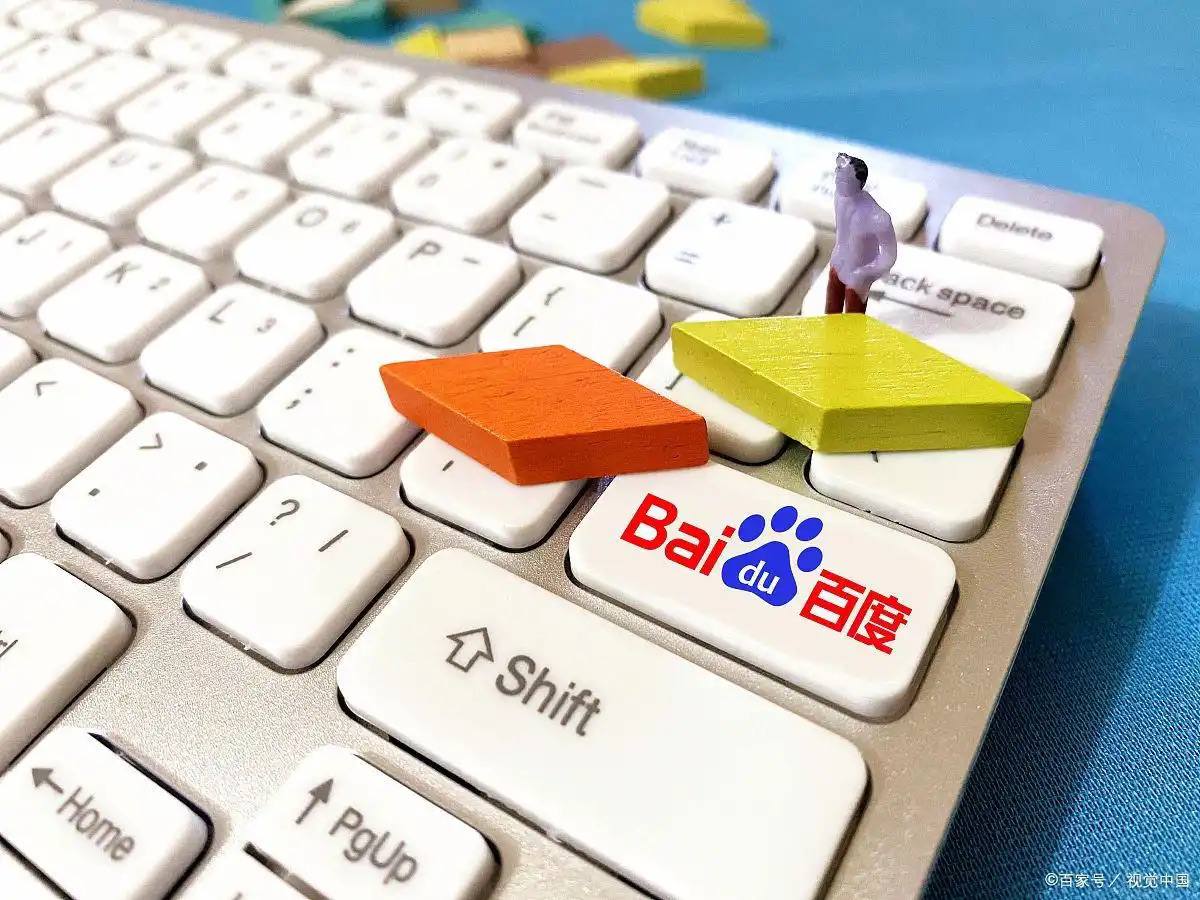 网友买高铁靠窗座位却遇面壁座